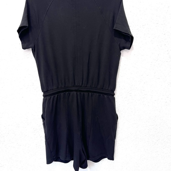 Athleta balance Black V-Neck Romper M - Picture 11 of 11